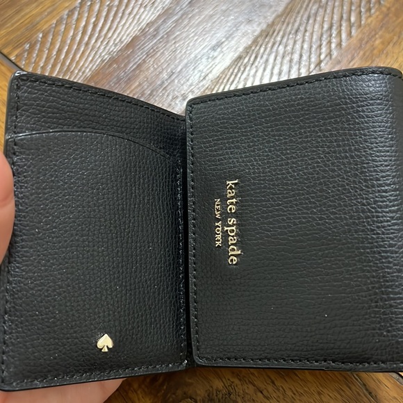 Kate spade small wallet Like New - Picture 7 of 10